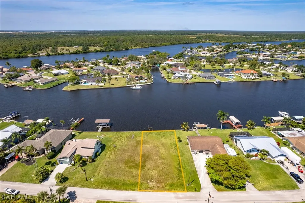 13364 Marquette Boulevard Fort Myers FL 33905