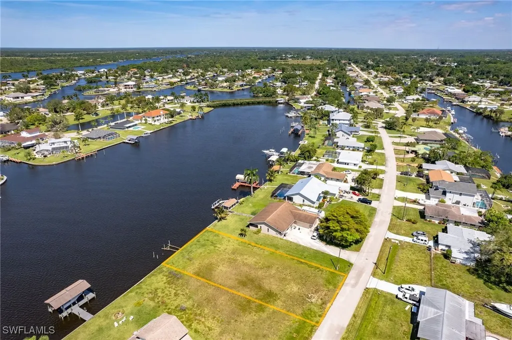 13364 Marquette Boulevard Fort Myers FL 33905