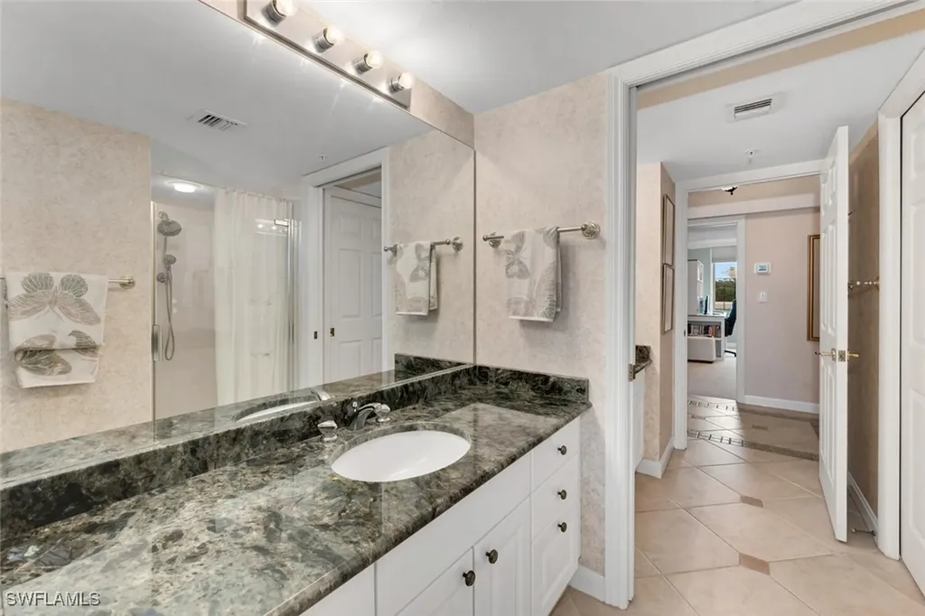 6849 Grenadier Boulevard Naples FL 34108