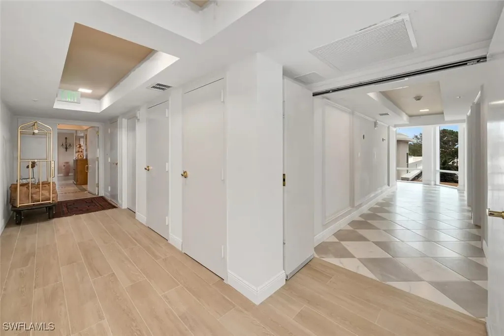6849 Grenadier Boulevard Naples FL 34108
