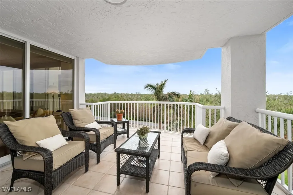 6849 Grenadier Boulevard Naples FL 34108