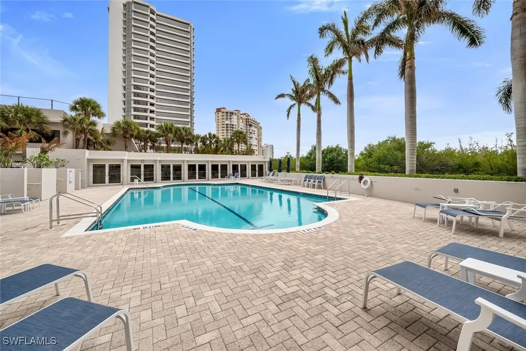6849 Grenadier Boulevard Naples FL 34108