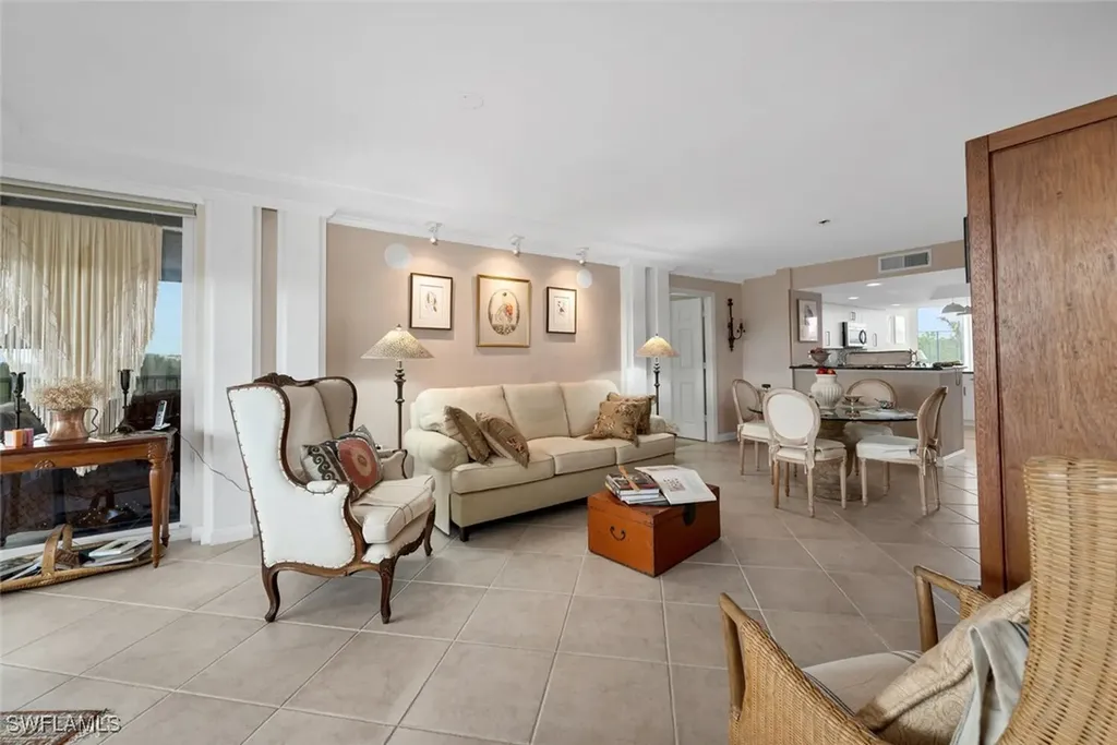 6849 Grenadier Boulevard Naples FL 34108