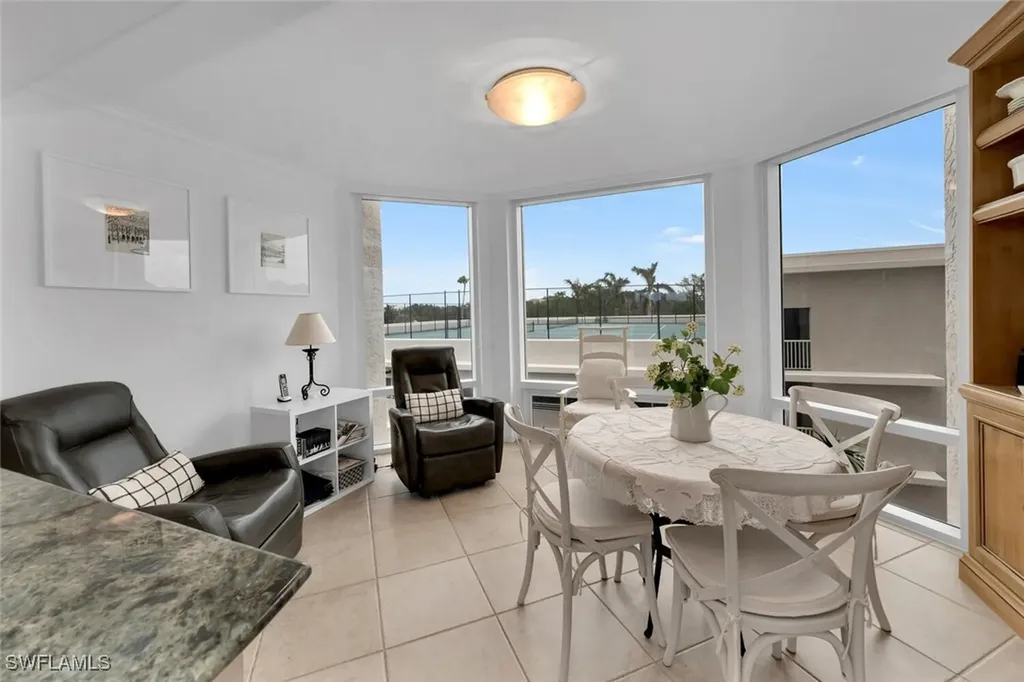 6849 Grenadier Boulevard Naples FL 34108