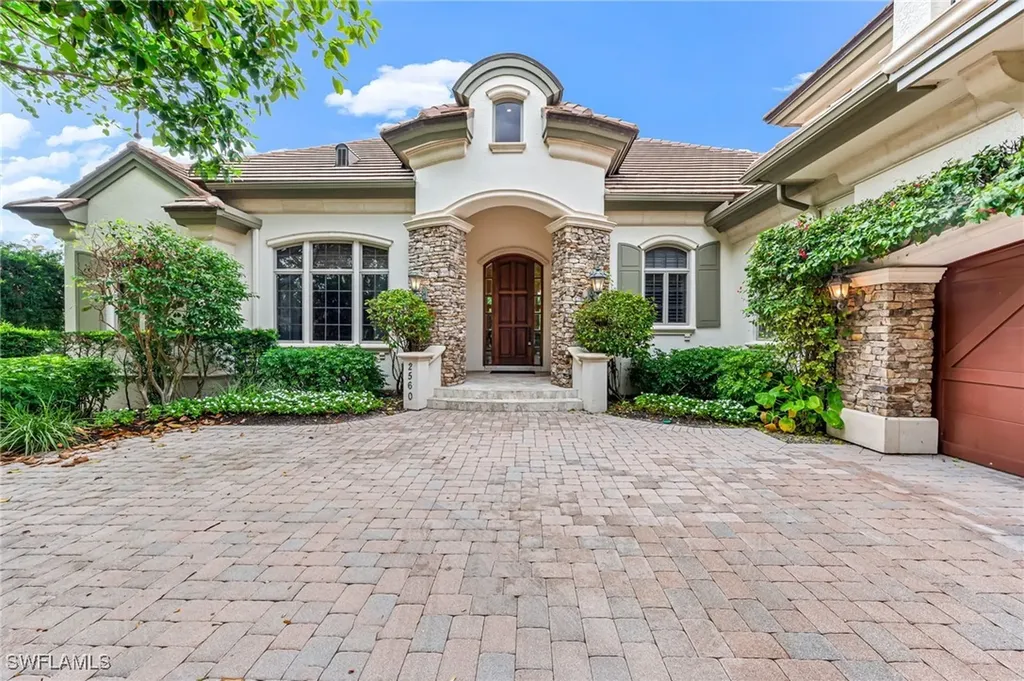 Naples FL, 2560 W Half Moon Walk