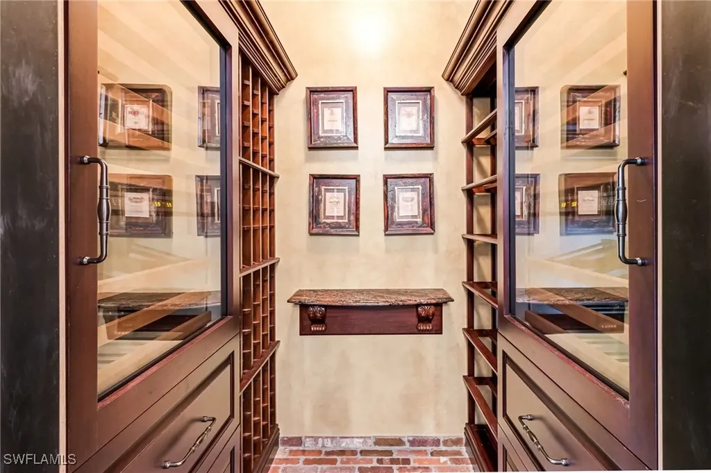 2560 W Half Moon Walk Naples FL 34102