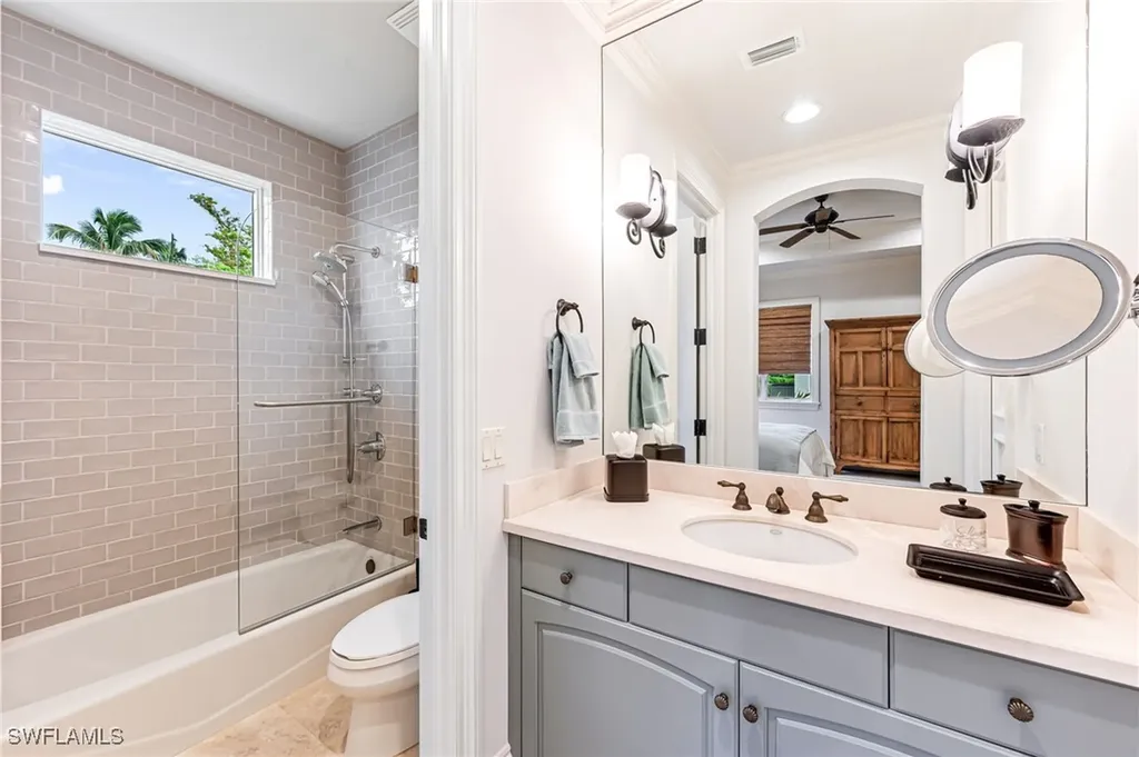 2560 W Half Moon Walk Naples FL 34102