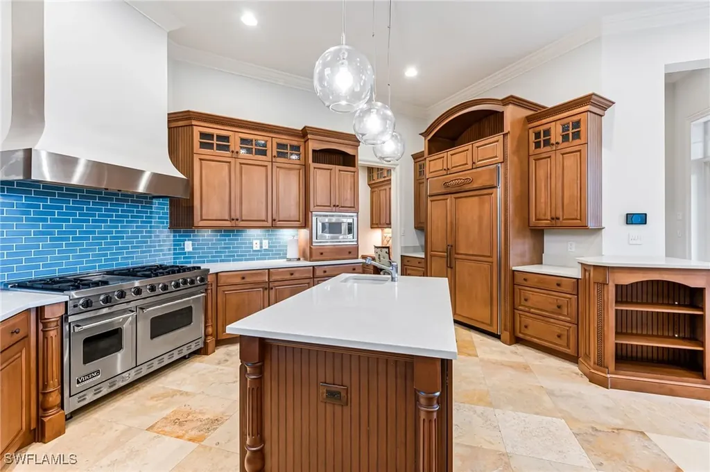 2560 W Half Moon Walk Naples FL 34102