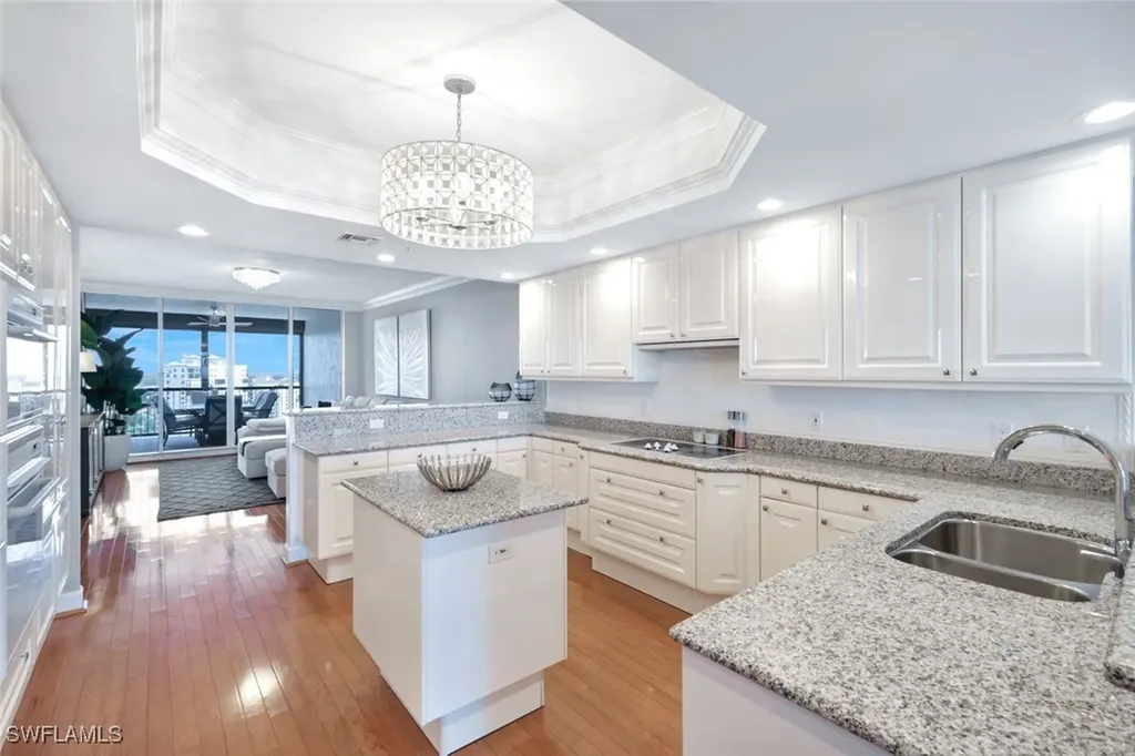 8473 Bay Colony Drive Naples FL 34108