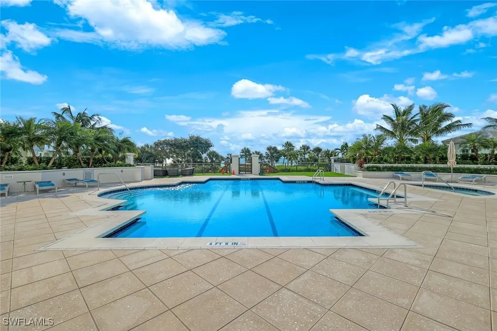 8473 Bay Colony Drive Naples FL 34108