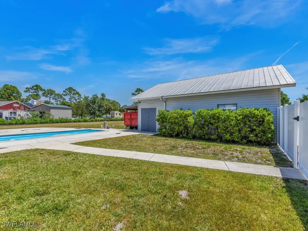 18200 Slater Road North Fort Myers FL 33917