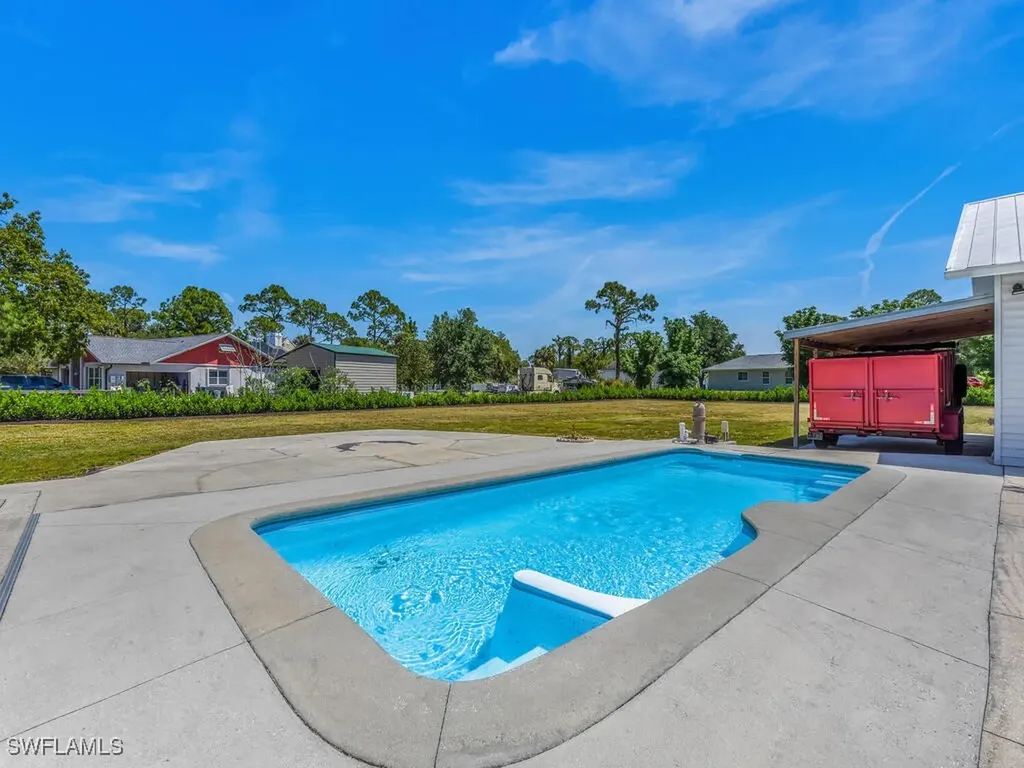 18200 Slater Road North Fort Myers FL 33917