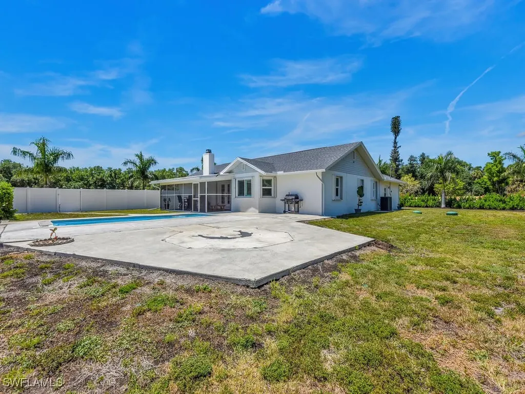 18200 Slater Road North Fort Myers FL 33917