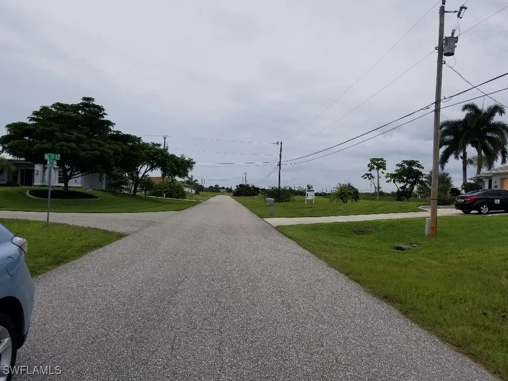1423 NE 20th Avenue Cape Coral FL 33909