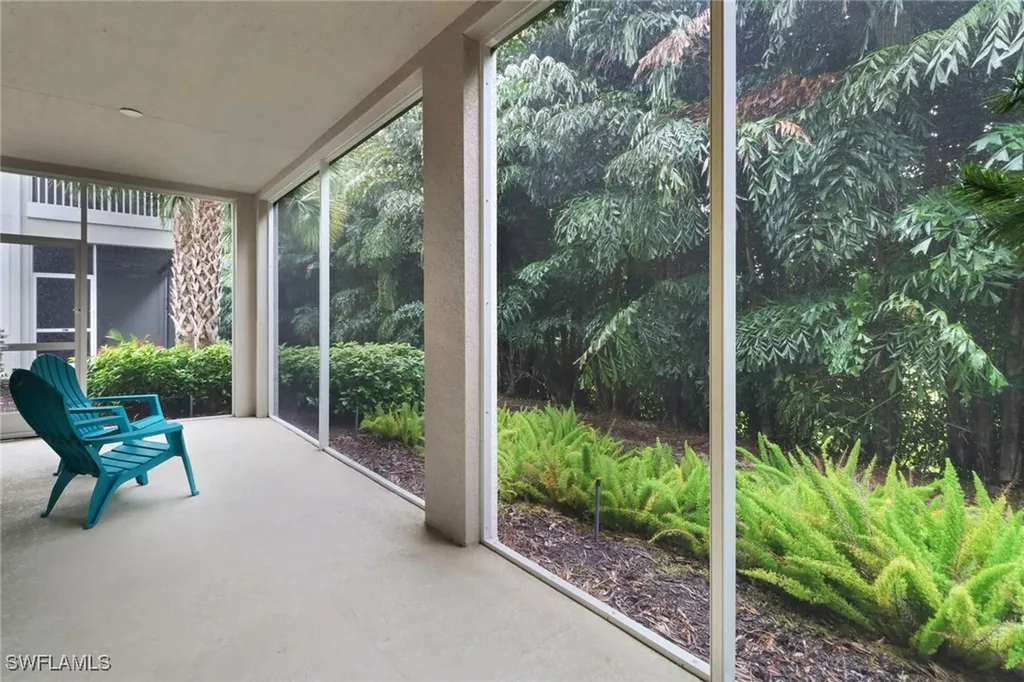 6953 Avalon Circle Naples FL 34112