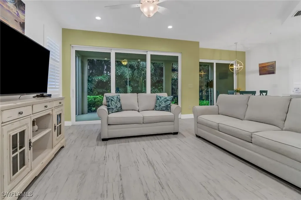 6953 Avalon Circle Naples FL 34112