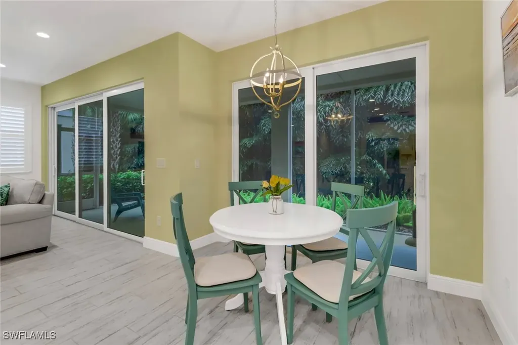 6953 Avalon Circle Naples FL 34112