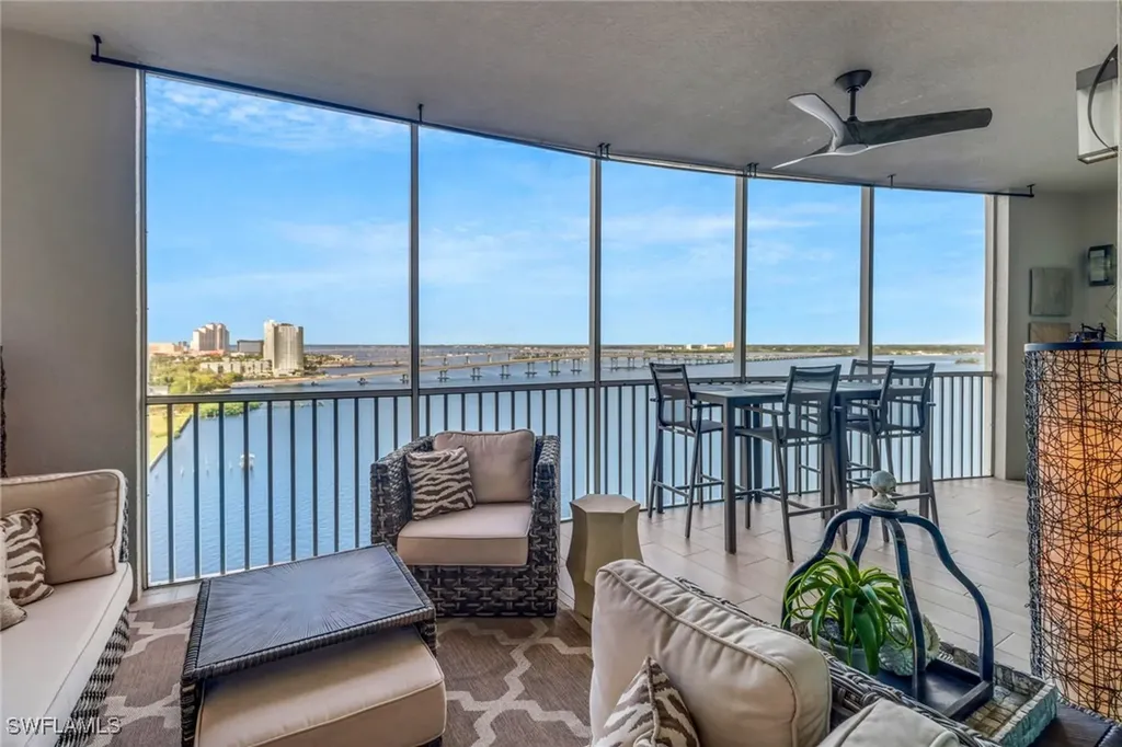 2743 1st Street Fort Myers FL 33916