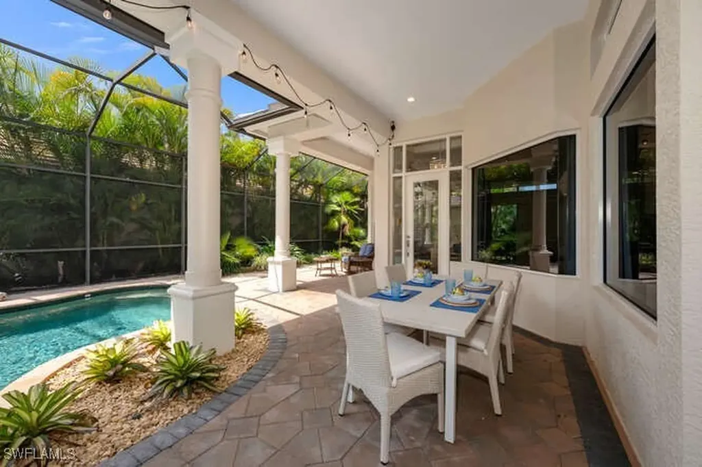 5061 Kensington High Street Naples FL 34105