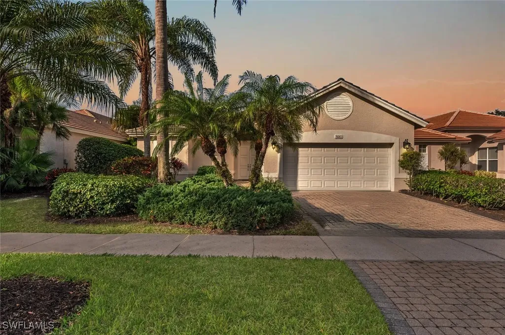 5061 Kensington High Street Naples FL 34105