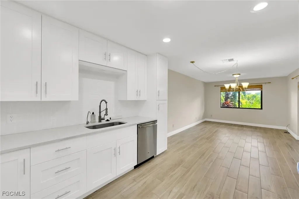 5877 Wyldewood Lakes Court Fort Myers FL 33919