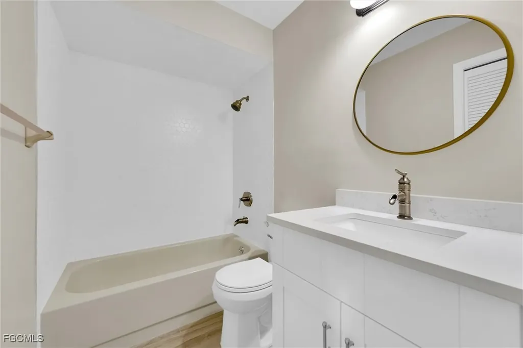 5877 Wyldewood Lakes Court Fort Myers FL 33919