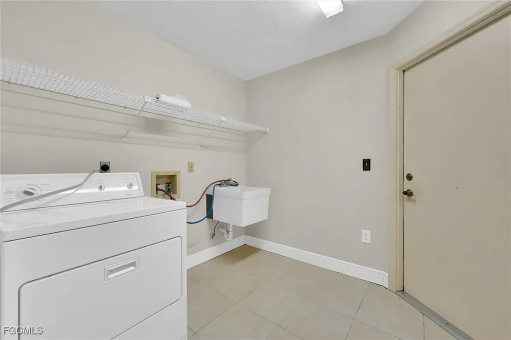 5877 Wyldewood Lakes Court Fort Myers FL 33919