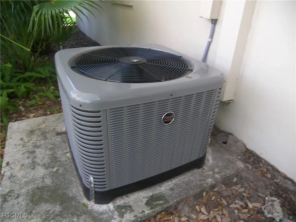 5877 Wyldewood Lakes Court Fort Myers FL 33919