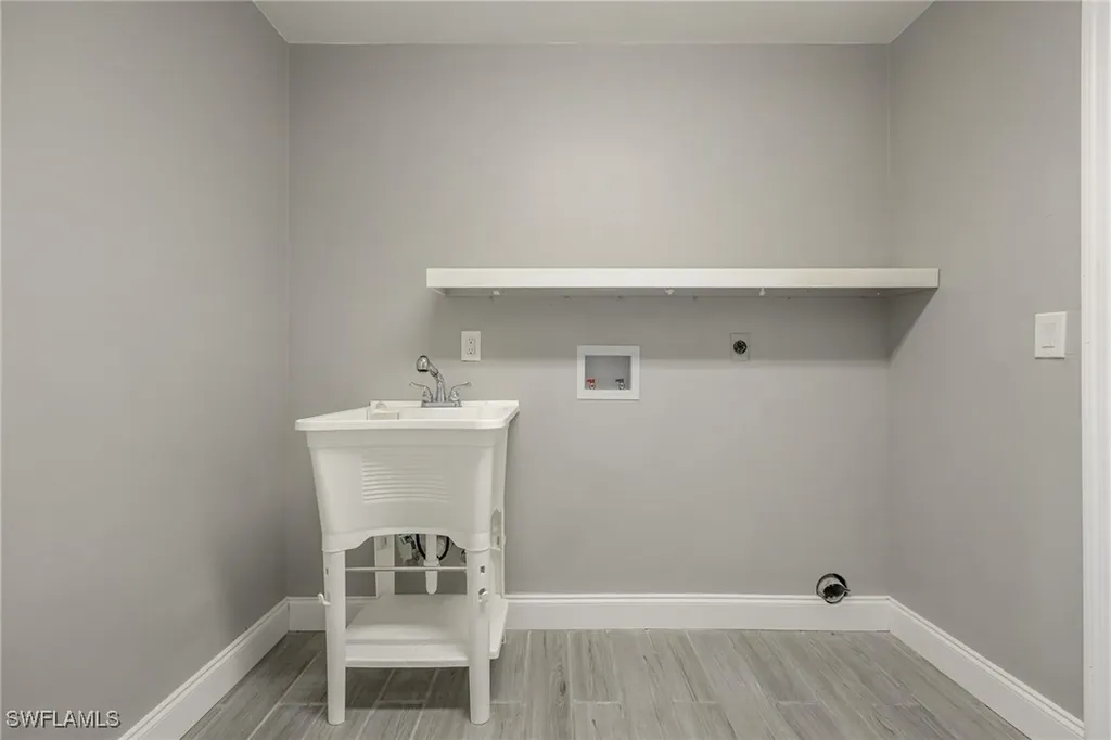 16296 Kelly Woods Drive Fort Myers FL 33908