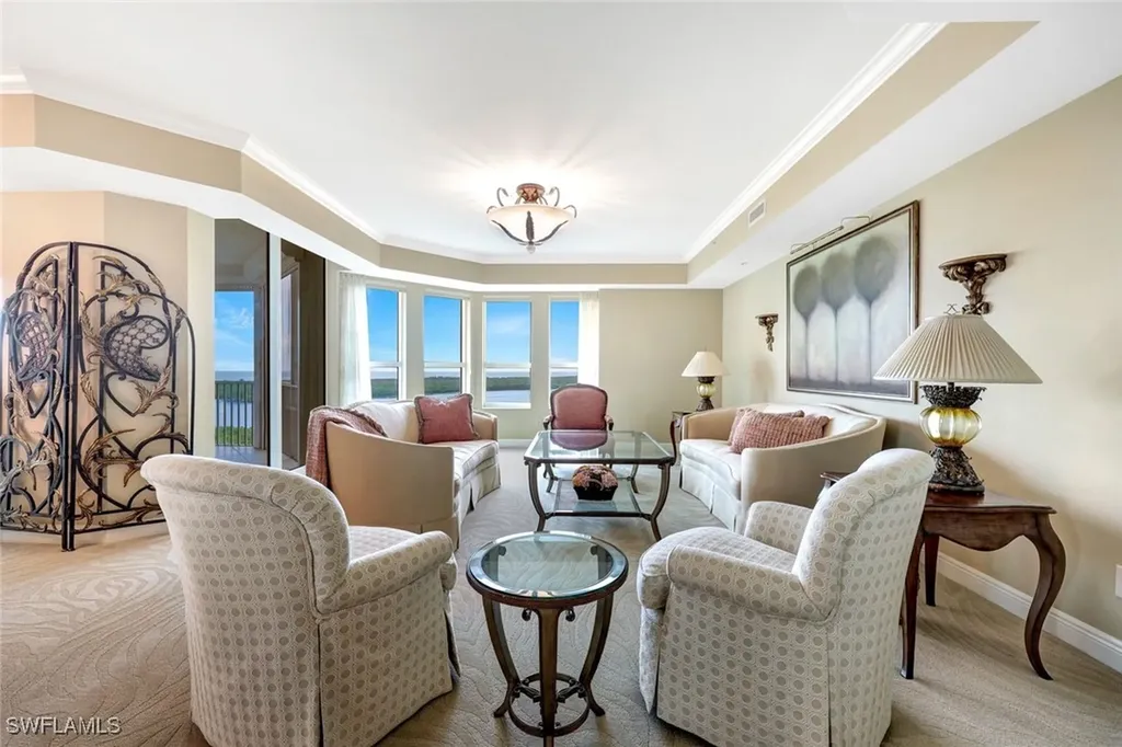 285 Grande Way Naples FL 34110