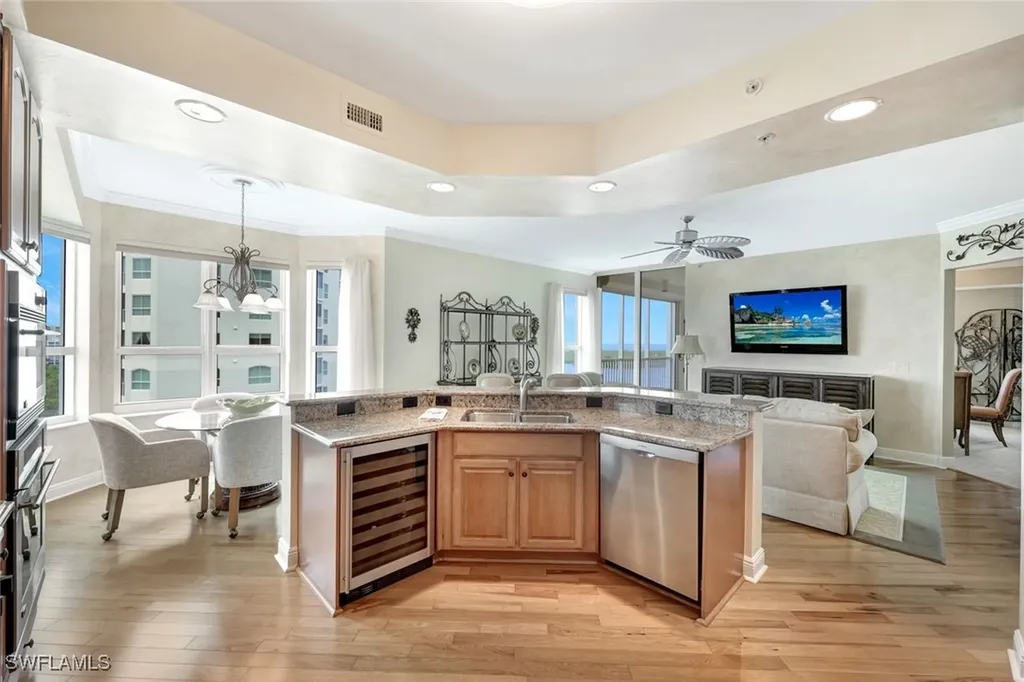285 Grande Way Naples FL 34110
