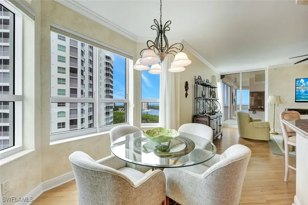 285 Grande Way Naples FL 34110