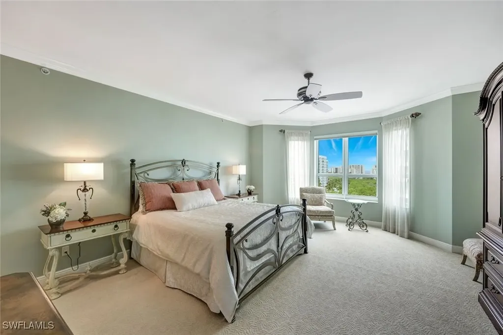285 Grande Way Naples FL 34110