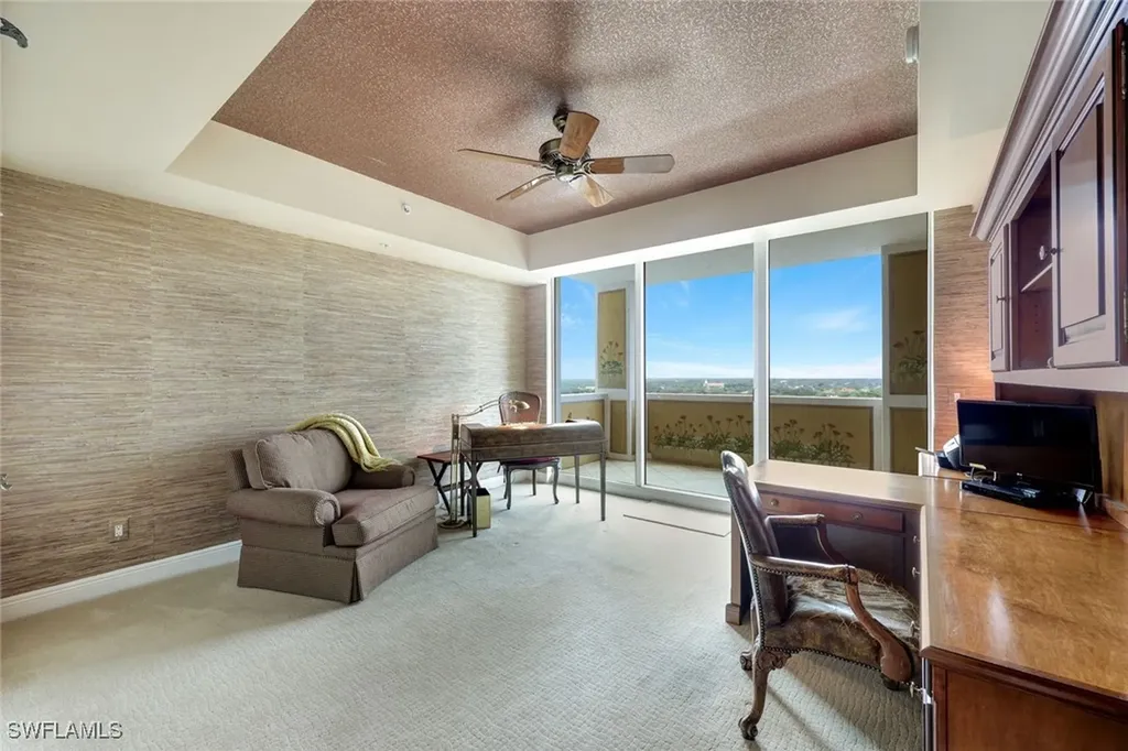 285 Grande Way Naples FL 34110