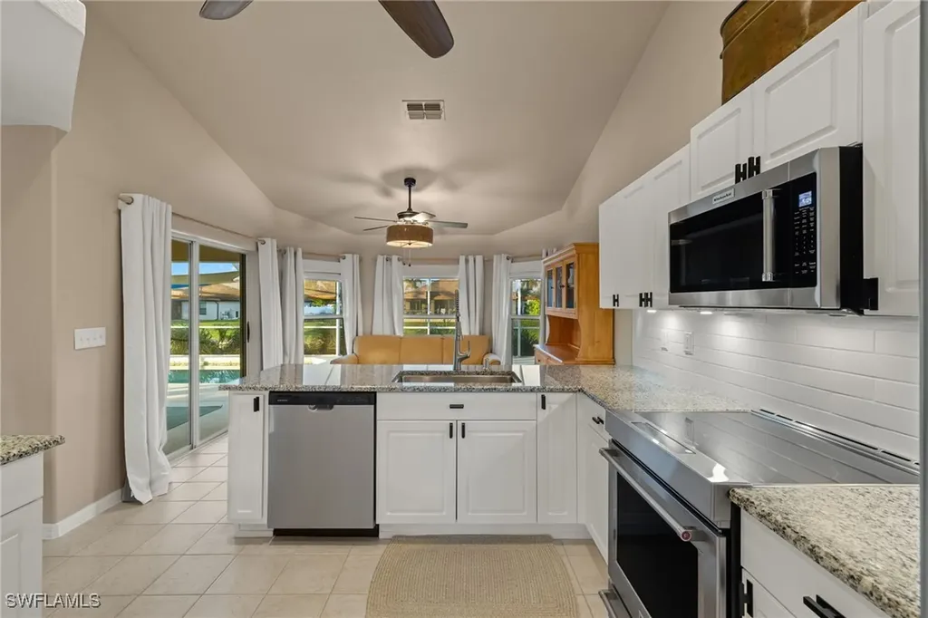 211 SW 21st Lane Cape Coral FL 33991