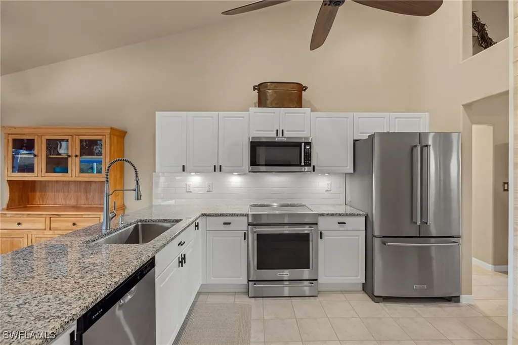 211 SW 21st Lane Cape Coral FL 33991