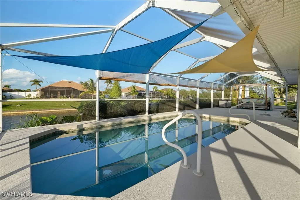 211 SW 21st Lane Cape Coral FL 33991