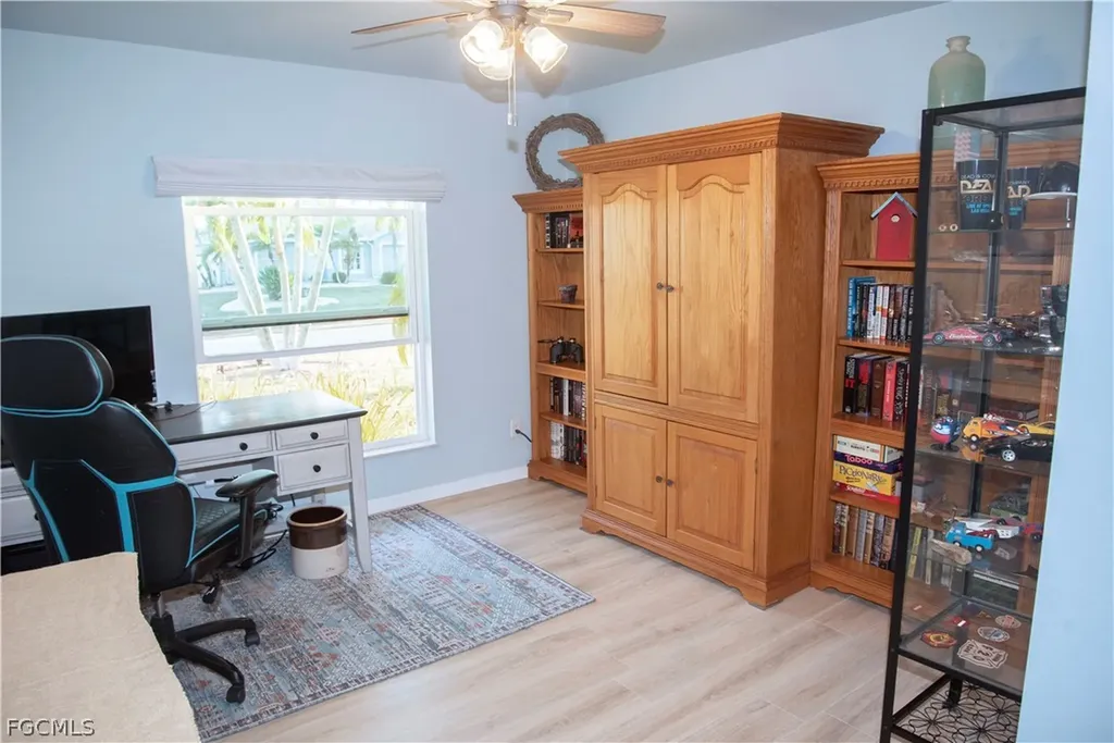 211 SW 21st Lane Cape Coral FL 33991