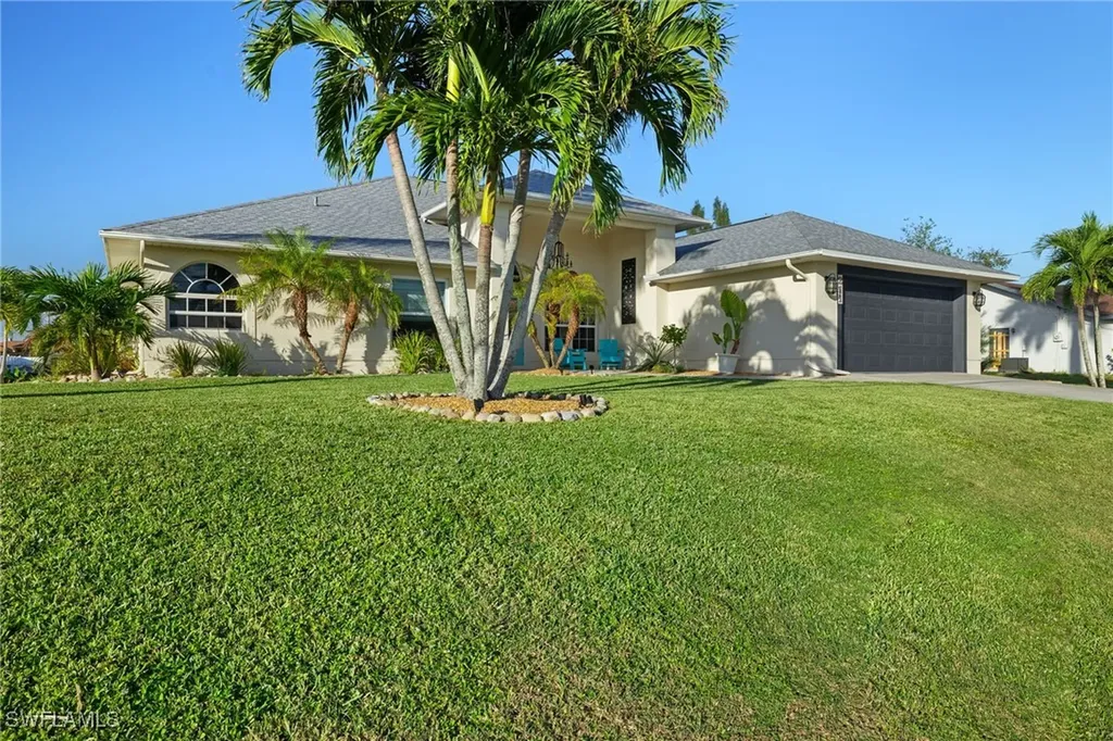 211 SW 21st Lane Cape Coral FL 33991