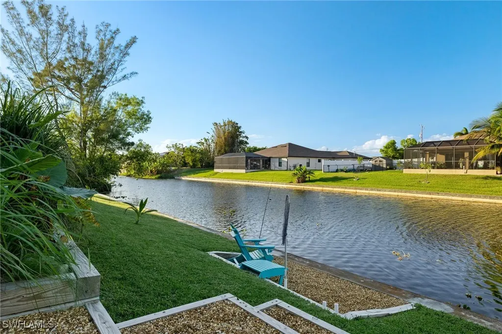 211 SW 21st Lane Cape Coral FL 33991
