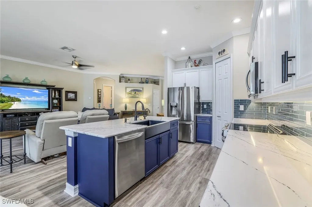 6128 Highwood Park Lane Naples FL 34110