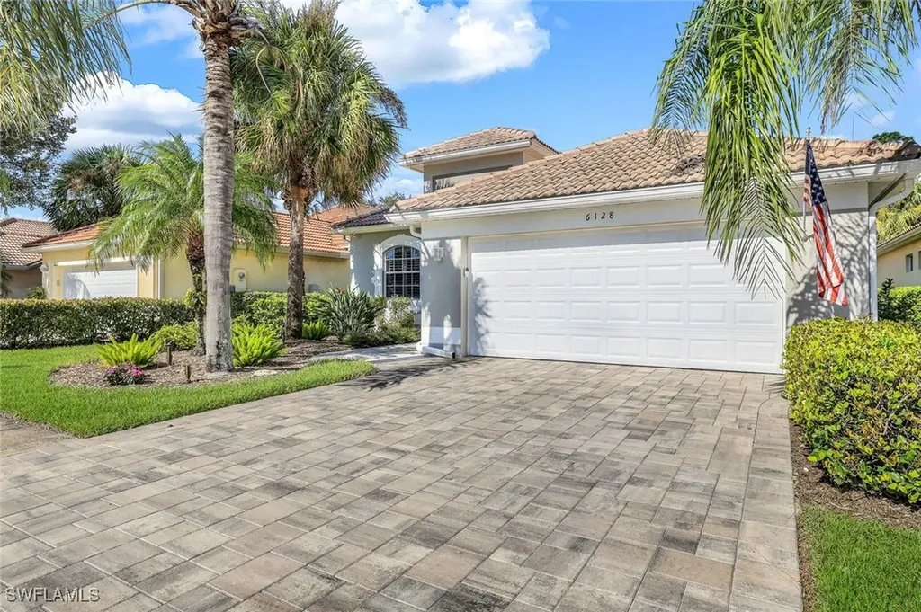 6128 Highwood Park Lane Naples FL 34110