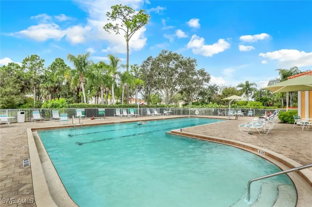 6128 Highwood Park Lane Naples FL 34110