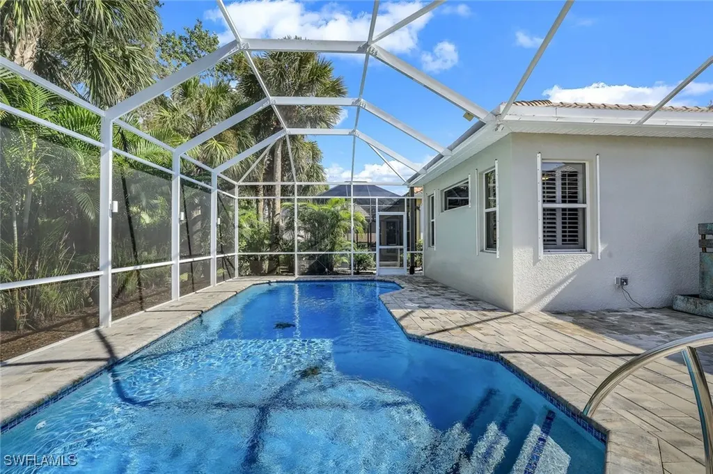 6128 Highwood Park Lane Naples FL 34110