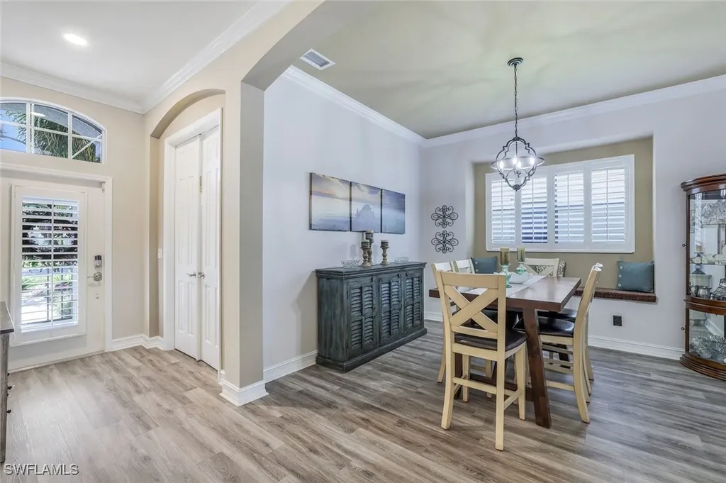 6128 Highwood Park Lane Naples FL 34110