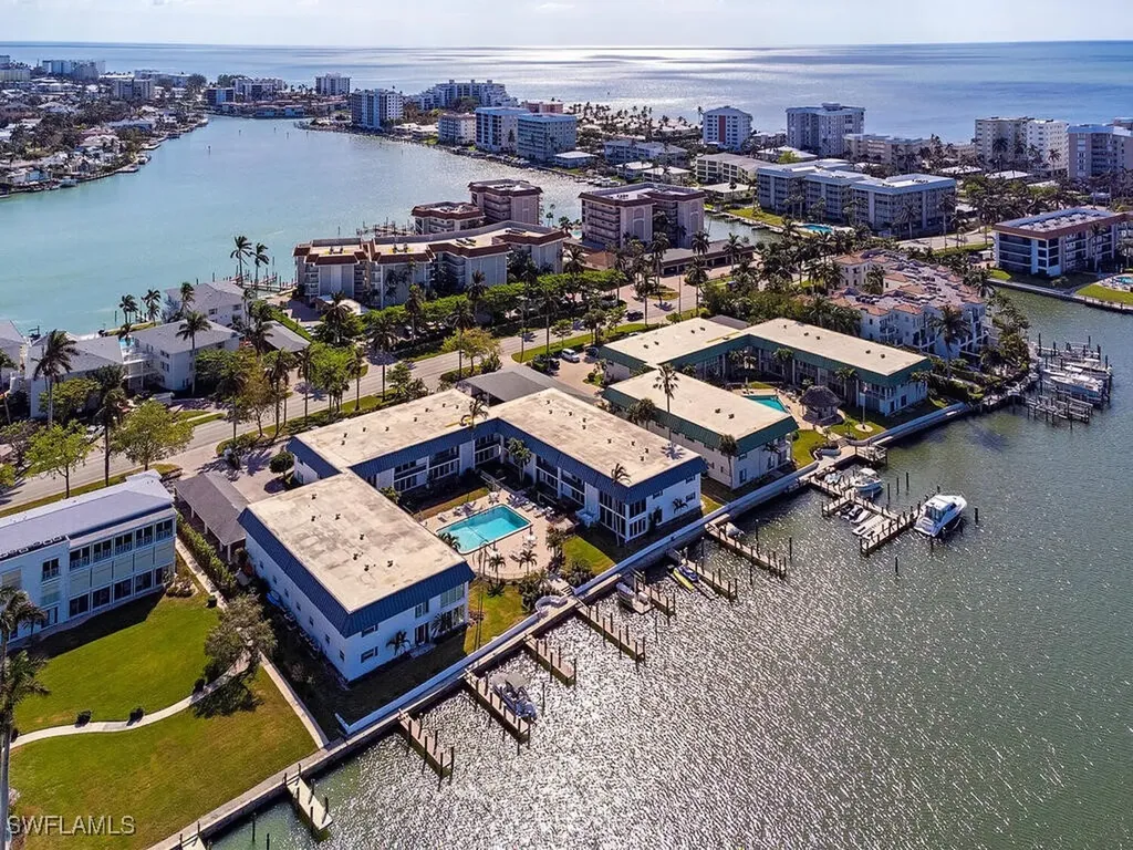 333 Harbour Drive Naples FL 34103