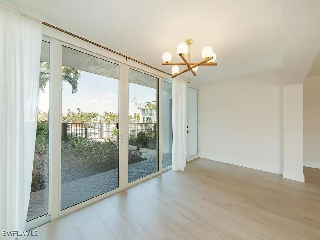 333 Harbour Drive Naples FL 34103