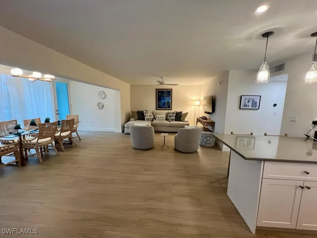 333 Harbour Drive Naples FL 34103