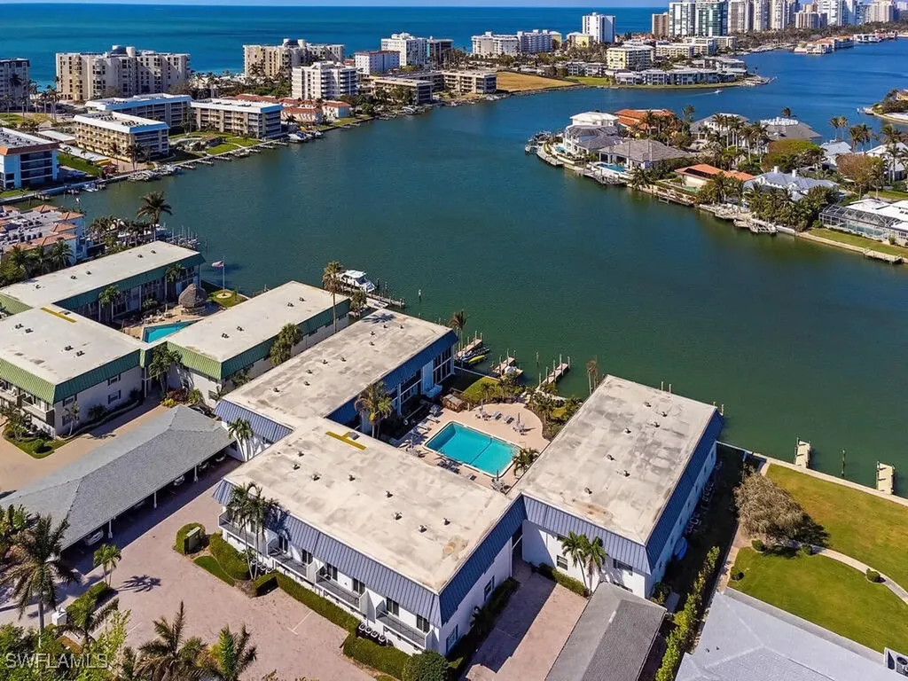 333 Harbour Drive Naples FL 34103