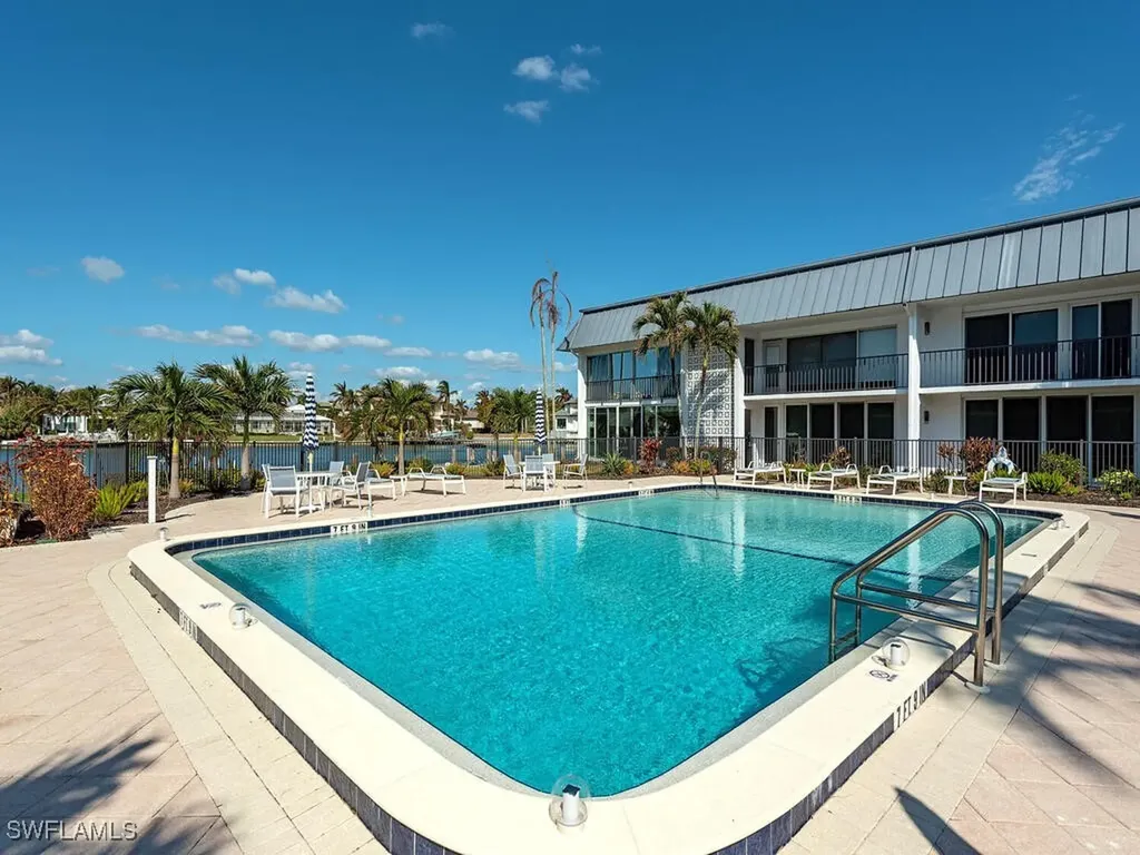 333 Harbour Drive Naples FL 34103